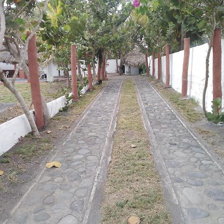 Villa Tortugas Monterrico Eksteriør bilde