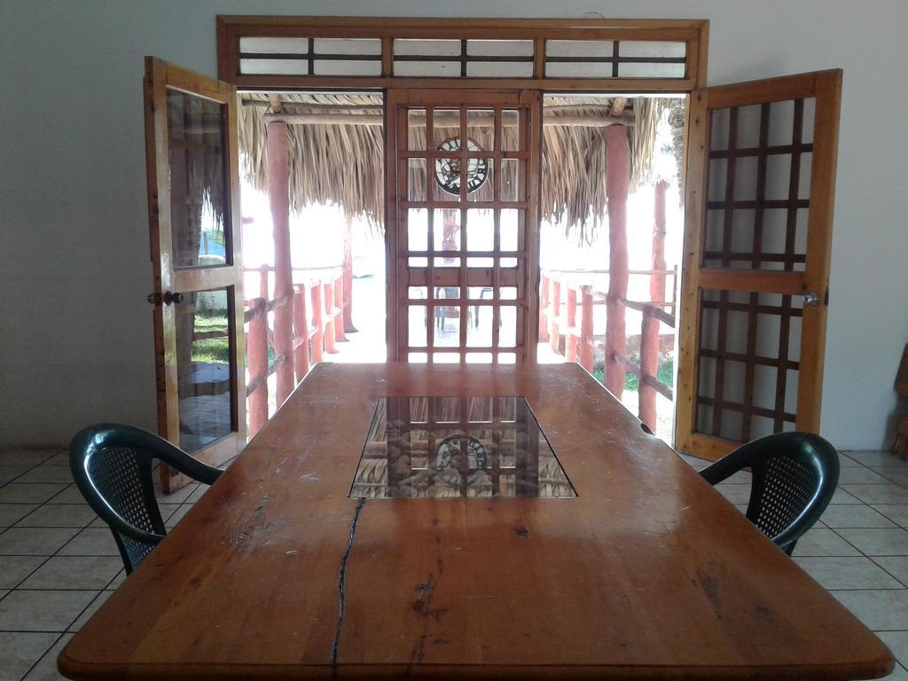 Villa Tortugas Monterrico Eksteriør bilde